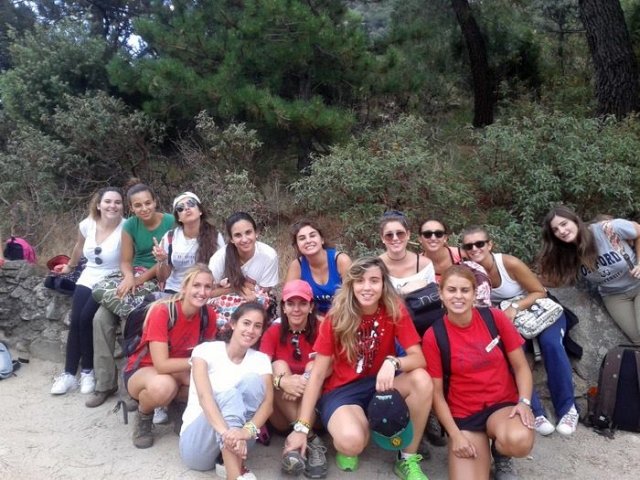 las chicas del campamento